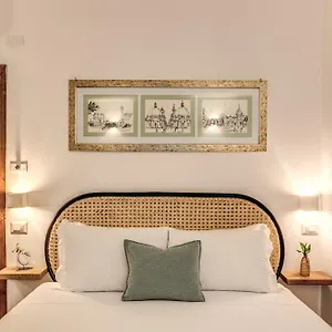 Maya Rhome Trastevere Rom