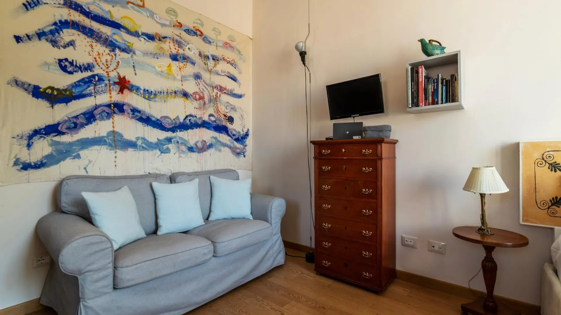 Apartment Sales - Fromhometorome